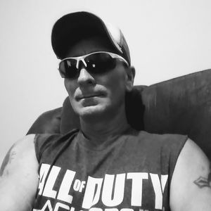 Meet your Posher, Dewayne